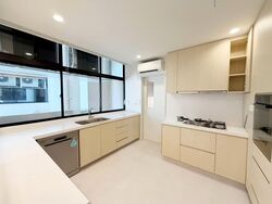 The Colonnade (D10), Condominium #563199311